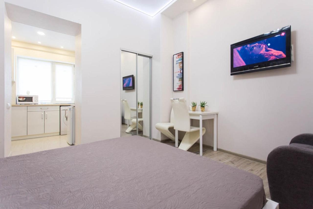 Modern Apartments In The Centre - Kuznechna Str. 26/4 Kharkiv Exterior photo
